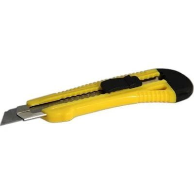 UMIX METAL UÇ PLASTİK MAKET BIÇAĞI 18MM