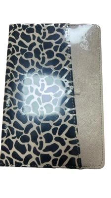 LİZY KEDİ PATİSİ DESENLİ 15X21 112 YAPRAK CEPLİ DEFTER